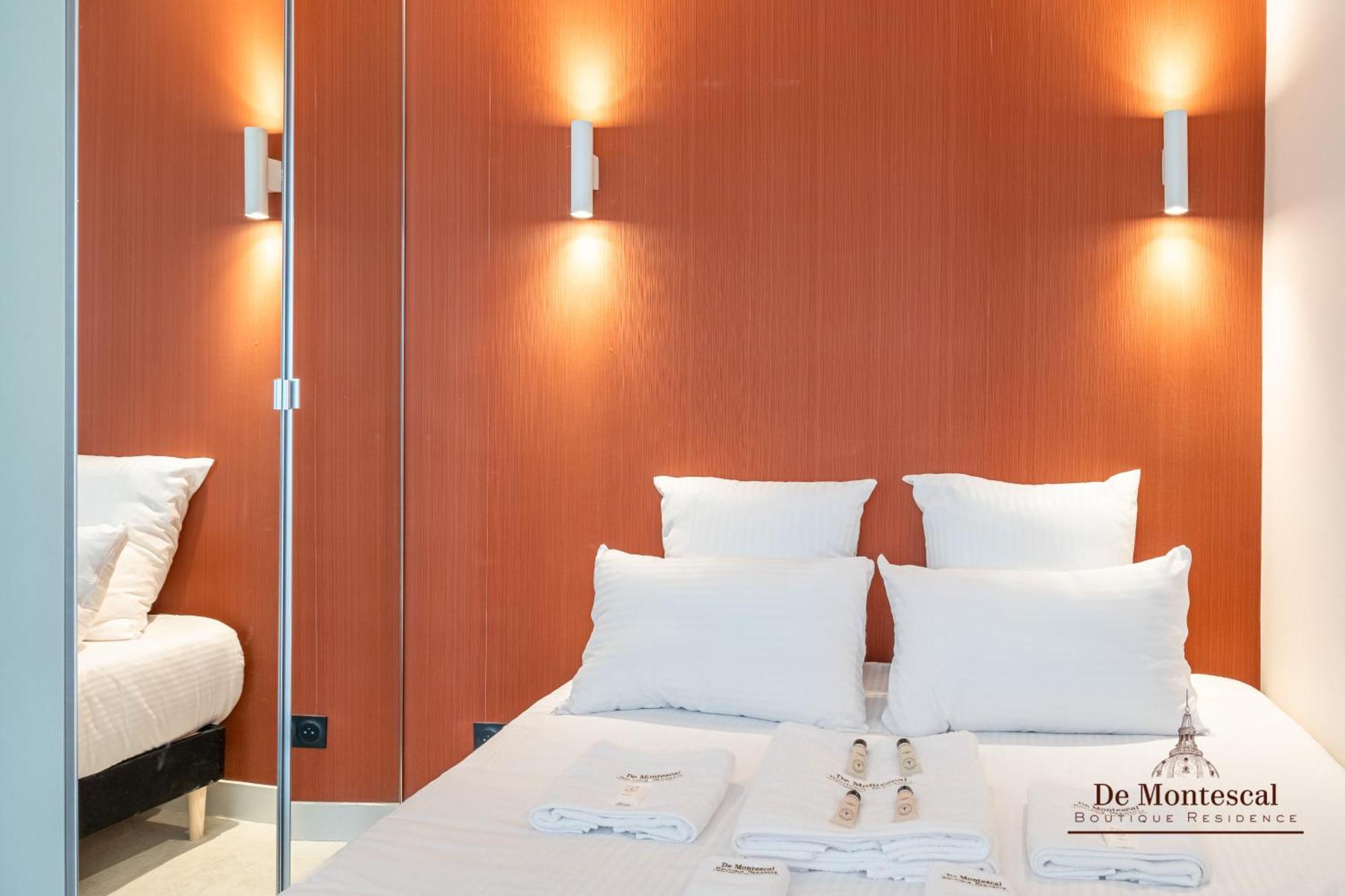 De Montescal - Hot Tub And Ac Cosy Apartment A Prime Location 40M2 Paris Bagian luar foto
