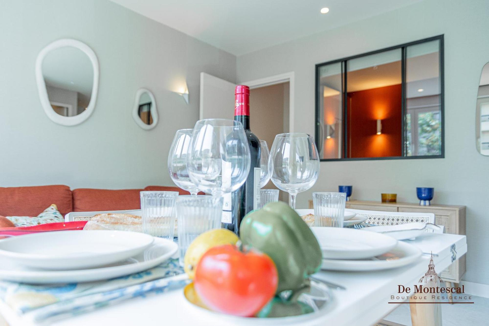 De Montescal - Hot Tub And Ac Cosy Apartment A Prime Location 40M2 Paris Bagian luar foto