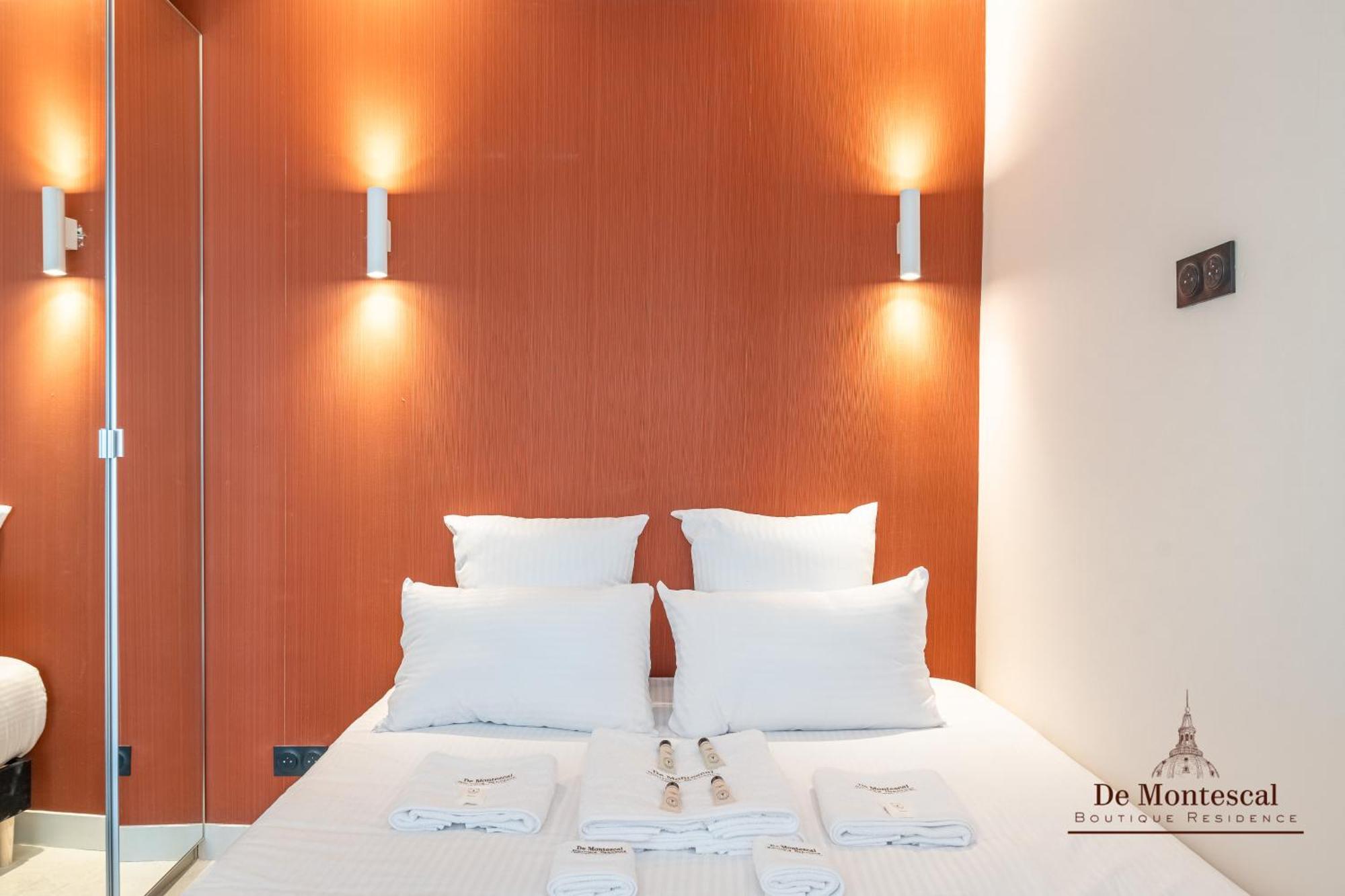 De Montescal - Hot Tub And Ac Cosy Apartment A Prime Location 40M2 Paris Bagian luar foto