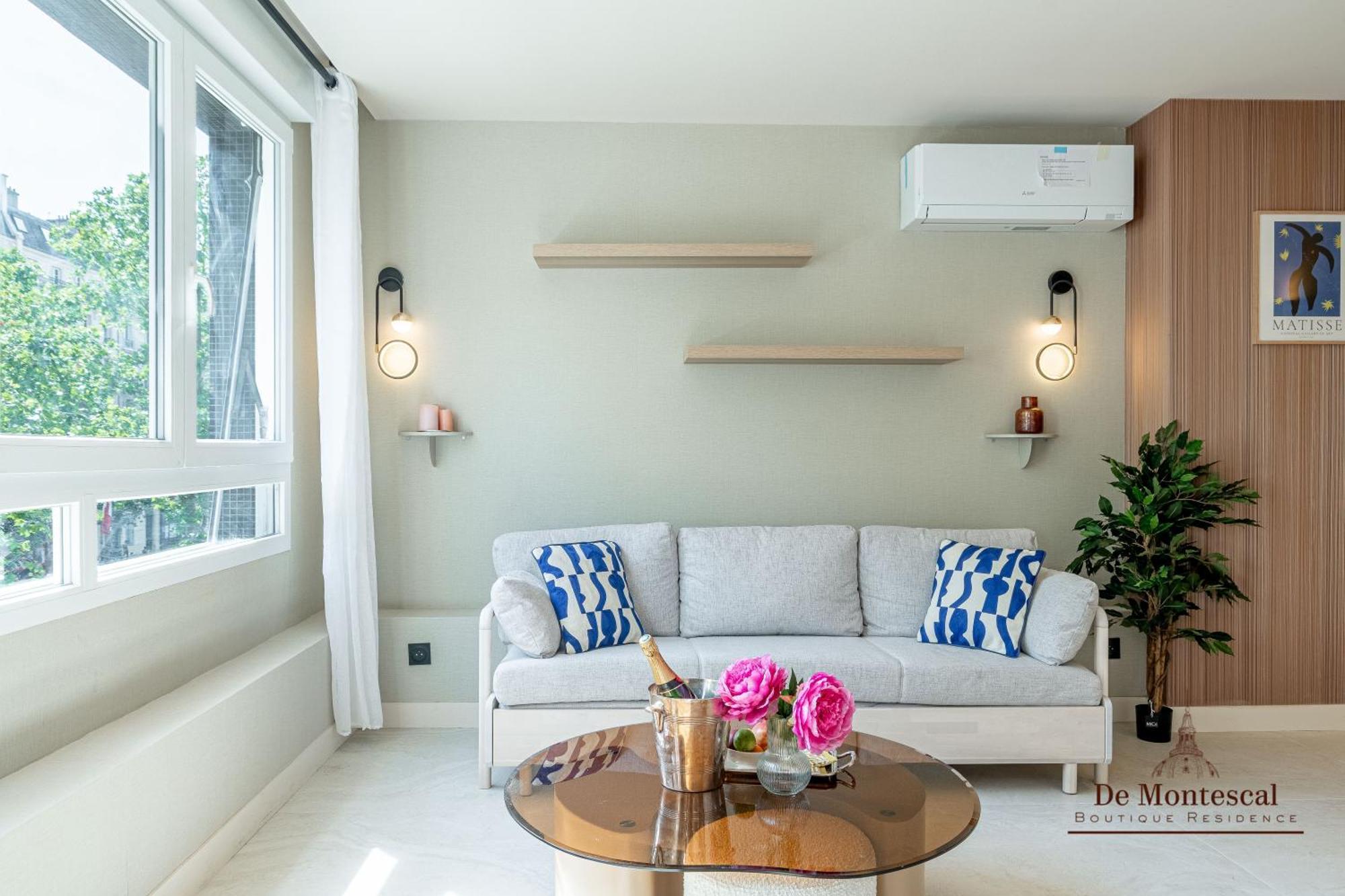 De Montescal - Hot Tub And Ac Cosy Apartment A Prime Location 40M2 Paris Bagian luar foto