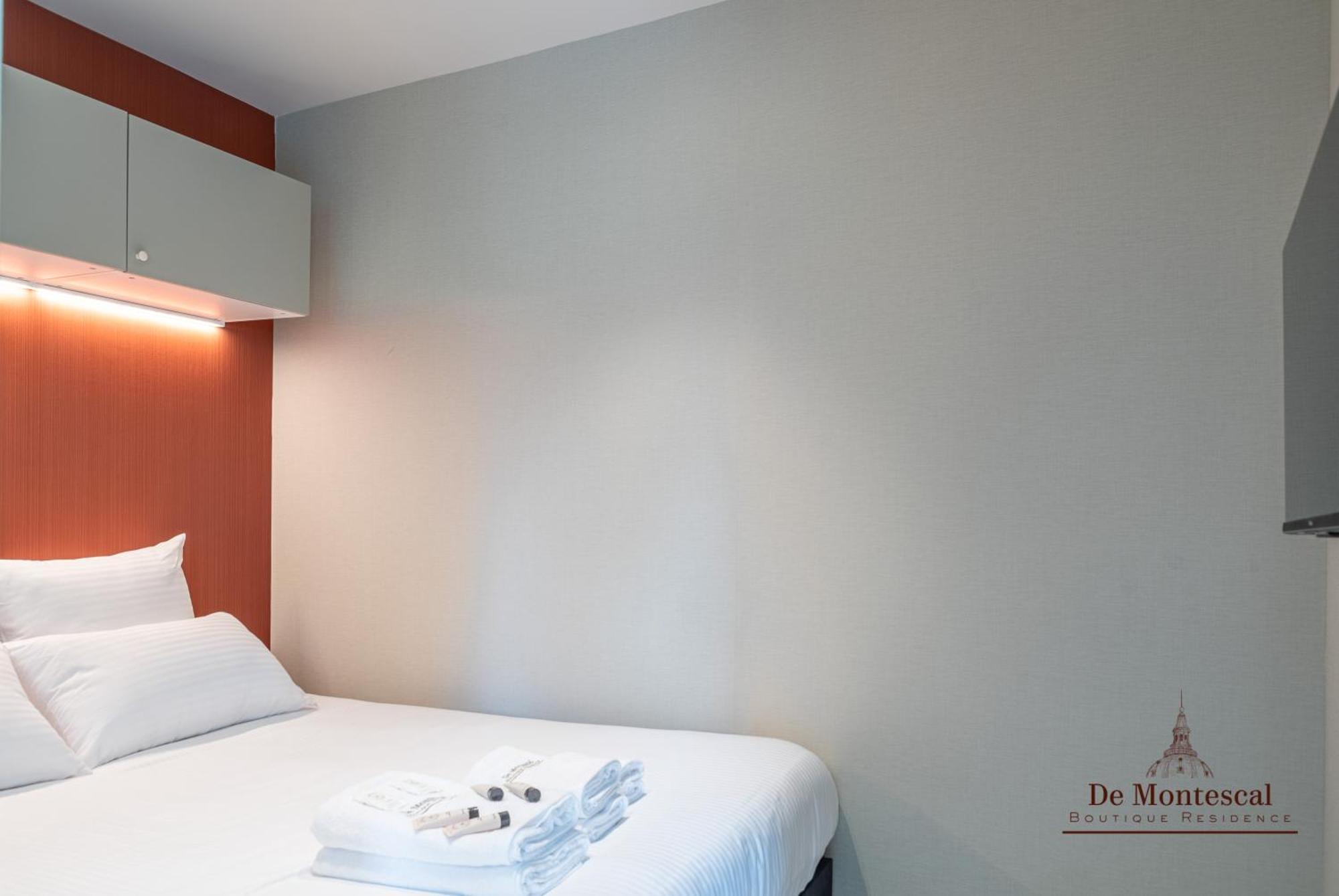 De Montescal - Hot Tub And Ac Cosy Apartment A Prime Location 40M2 Paris Bagian luar foto